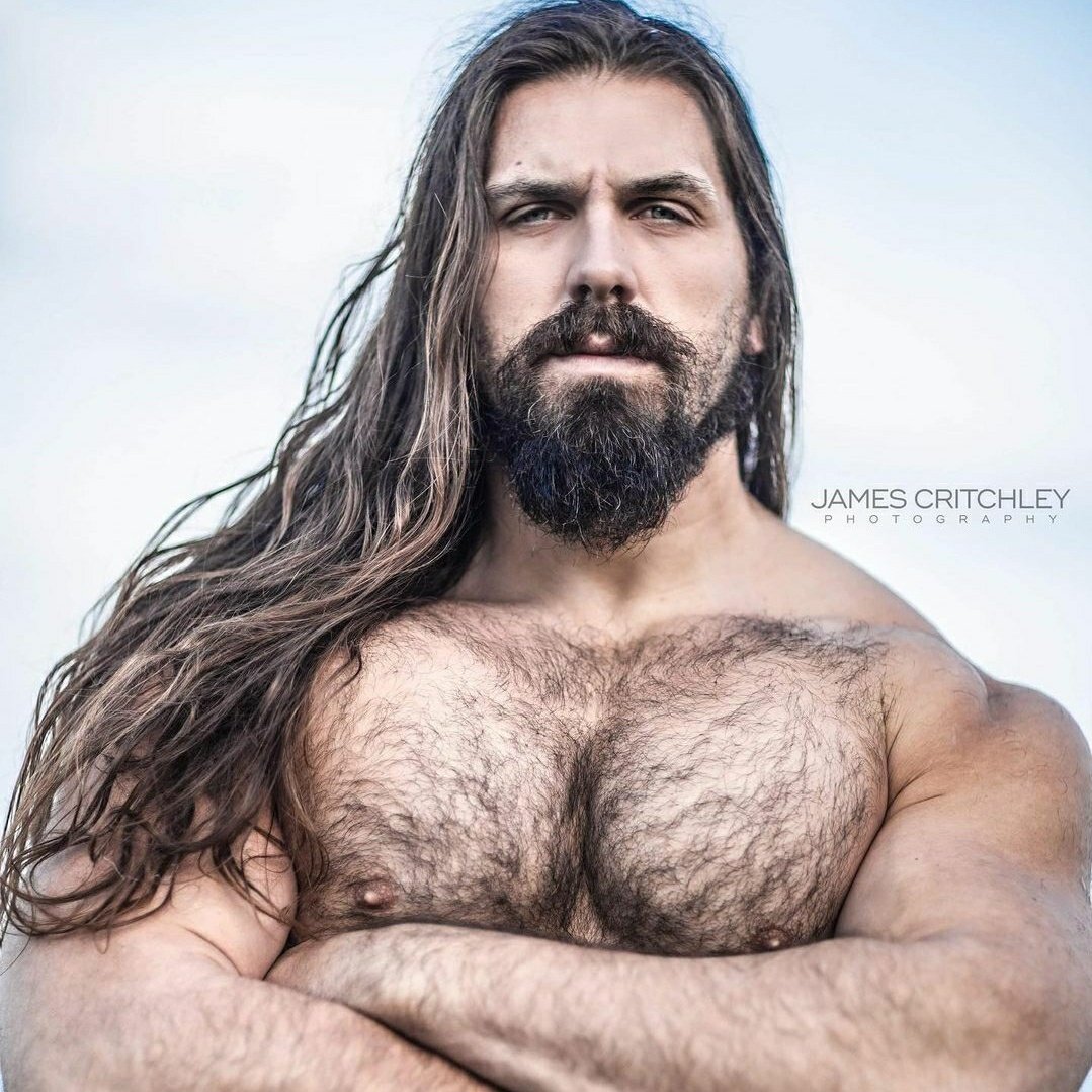 The_Orkan's tweet image. Matteo Juhlin
• Werewolf, #OrkanPack.
• Reluctant Alpha to be.
• Powerful and magic bound.
• Secret weapon.
• Earth bound.