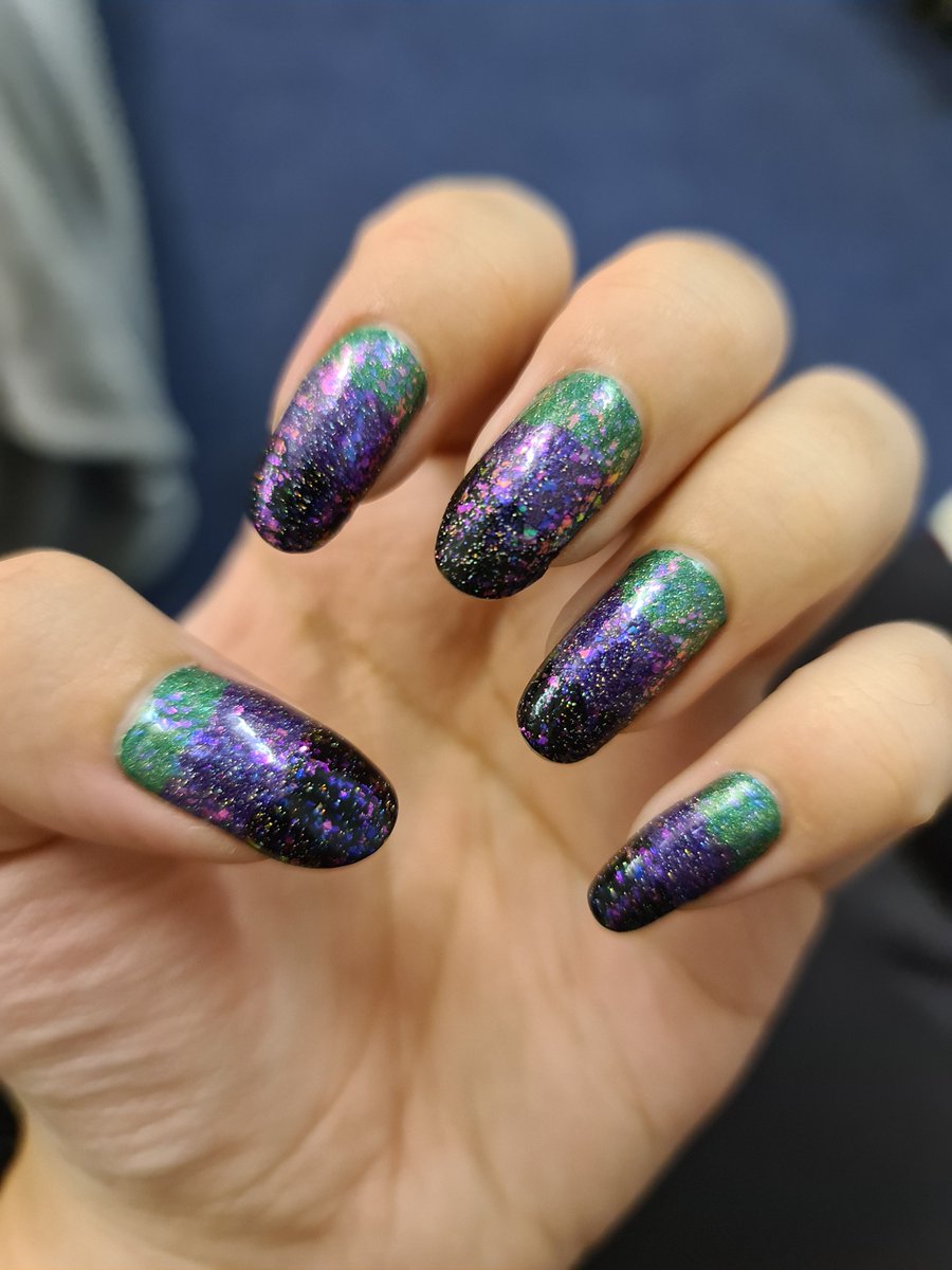 EnigmaAkila's tweet photo. @holotaco @nailogical My Halloween nails using all Holo Taco products #holotacoholoween2020 https://t.co/Z5ICcs0b8K