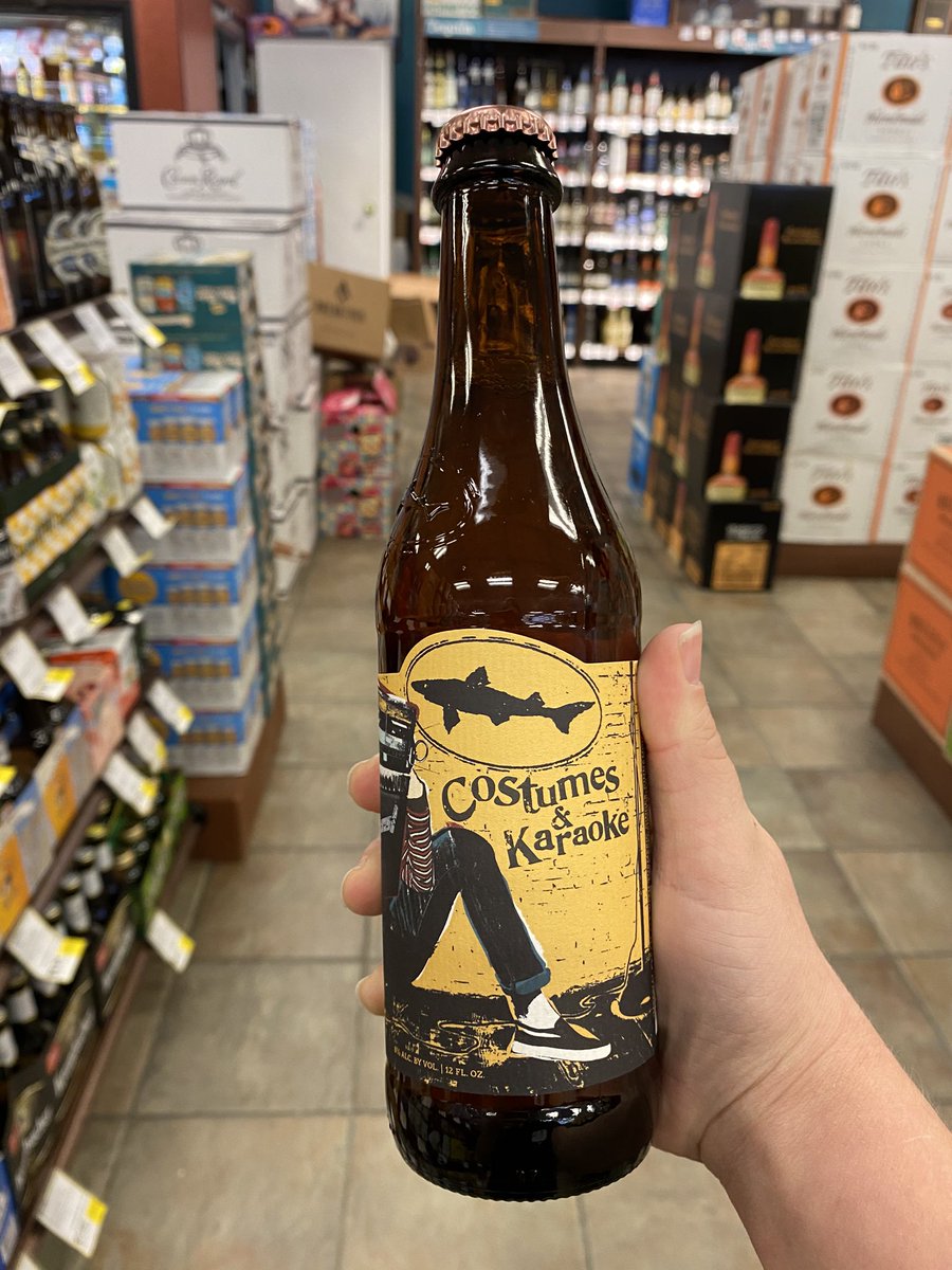 ABCBeerBrittany's tweet photo. Costumes AND karaoke. Sounds like what my dreams are about! π©π»βπ€π€
.
.
.
This 8% Imperial cream ale from my favorite friends @dogfishbeer is loaded with vanilla, ginger, anise and cinnamon.π€€π
.
.
.
#abcfws #abcfwspompano #Pompanocraft #craftbeer #dogfishhead https://t.co/st5LoXj9sK