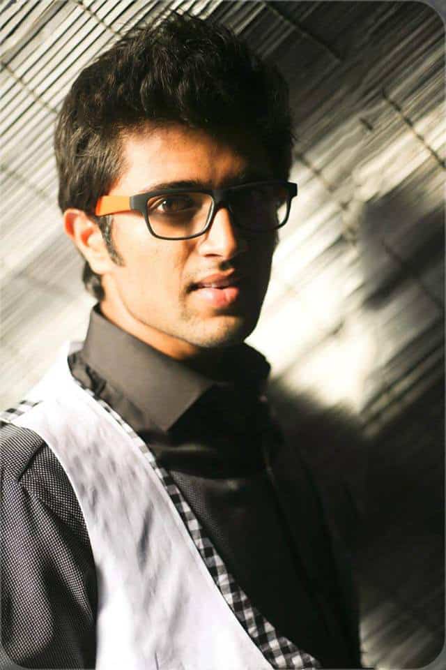 HailTheVD's tweet photo. Rare Shoot Pic Of Boss 🔥
@TheDeverakonda ❤️
May Be Look Chustunte #ArjunReddy Appudhi Avvi Undhachu 😎
But Look 👌🤩
#VijayDeverakonda || #VD10
#ShootPic
#TheDeverakondaArmy https://t.co/PMuVTe2NU2