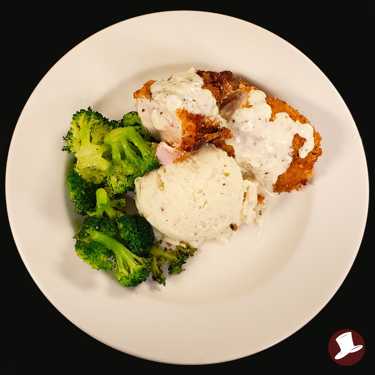 WellingtonBleus's tweet photo. Keep an eye out on our social media and website. Reservations coming soon!  

#beefwellington #steak #steakhouse #bleu #cheesecake https://t.co/L2Df2sR3k4