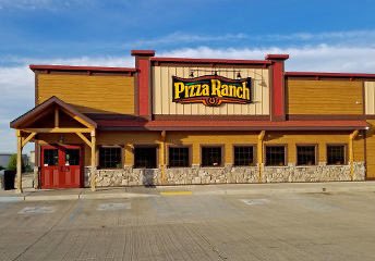 NDakotaTourism's tweet photo. After 2 weeks of multiple health screens and asking everyone to quarantine, I surprised my closest inner circle with a trip to a nice dinner in North Dakota where we could pretend things were normal just for a brief moment in time. https://t.co/FiE5WacIlG