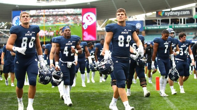 MikeHigs1's tweet photo. After a great conversation with @Coach_Mono, I am proud to announce that I have received a PWO offer to Rice University! Thanks to @CoAcHKeLZZz3 and @DBP_Football for making this happen! https://t.co/kxGkfMhVMB