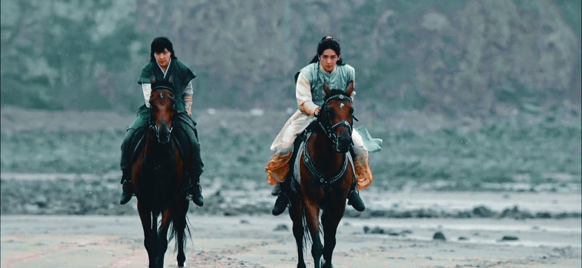 H_A_S_S_N_A_1's tweet photo. Aesthetic is the word ➷

─── ･
#JiChangWook // #EmpressKi // https://t.co/eZ14btodMJ