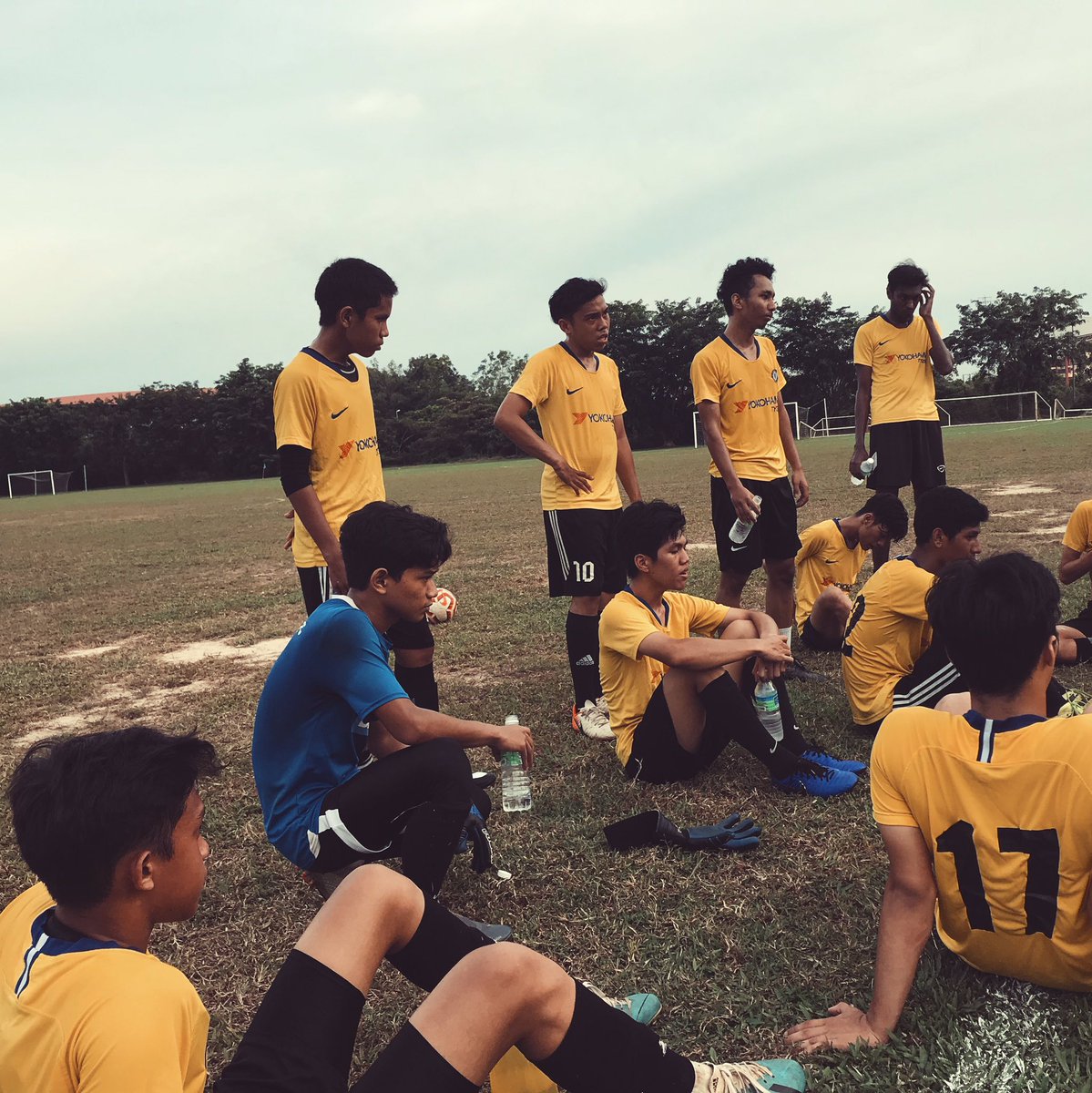 DankeFc's tweet photo. It’s a balance game in the first half but in second half we managed to control the game & created a good chances but the boys can’t convert it very well. We can improve more from this game 💪🏻
#ForzaDanke #DankeFC #YourTeamIsCalling https://t.co/VdheCmTViB