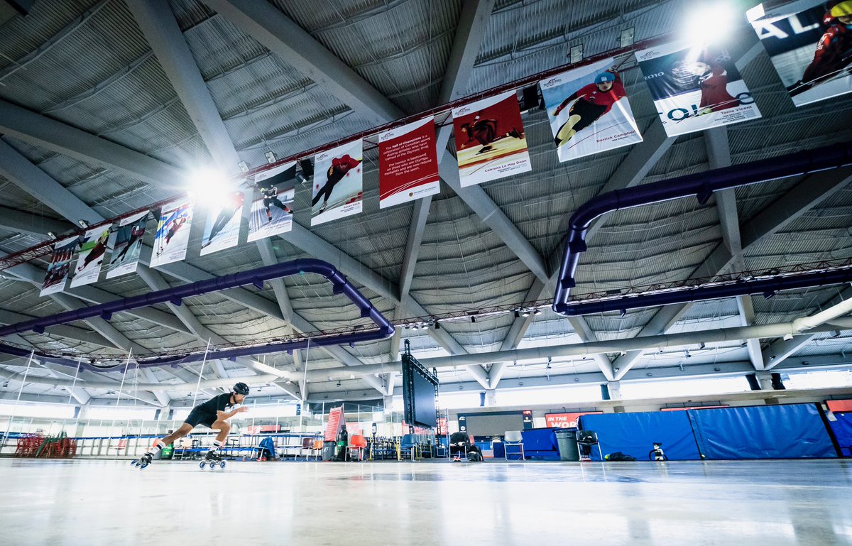 theolympicoval's tweet photo. More pics from last week courtesy of @davehollandpics 

We love how Dave shoots. Our Oval (even with concrete) just looks beautiful. It almost looks like 🧊 ice:)

#inlineskate #inlineskating #speedskatingiscanada #speedskatinginline #speedskatingtraining #speedskating https://t.co/qM6lrG0TSz