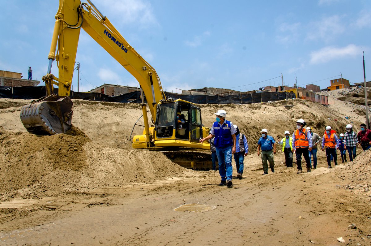 Subpacifico's tweet photo. OBRA DE ESTADIO EN PUEBLO JOVEN SAN PEDRO 
AVANZA CON MURO DE CONTENCIÓN 
Subregión Pacífico inspecciona proyecto y constata trabajos a 15 días de reiniciarse anhelada construcción. https://t.co/vOgBC4xUFr
