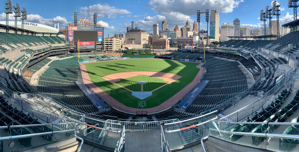 With the off-season now upon us (sigh)....thought I'd share some of my favorite pictures of the ballpark from this past summer, from those nights when the team was on the road, and we had the ballpark to ourselves....1/