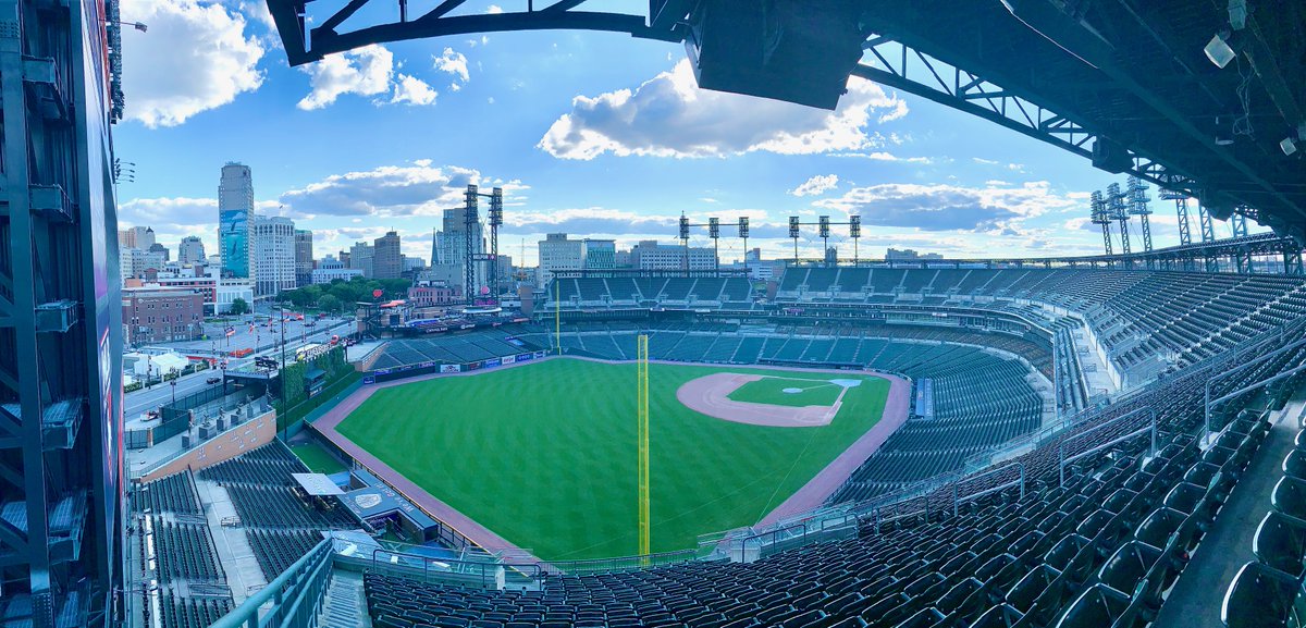 ....and yes, while you're farther away at Comerica, I really found I enjoyed the view from every seat, even the last seat in the last row....3/