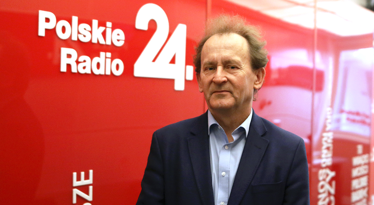 PolskieRadio24's tweet photo. O godz. 17.35 gościem @AKlarenbach w #PR24 będzie prof. Włodzimierz #Bernacki, senator #PiS. 
Zapraszamy do słuchania: https://t.co/BWu4MofolW https://t.co/KTDYWRqosl