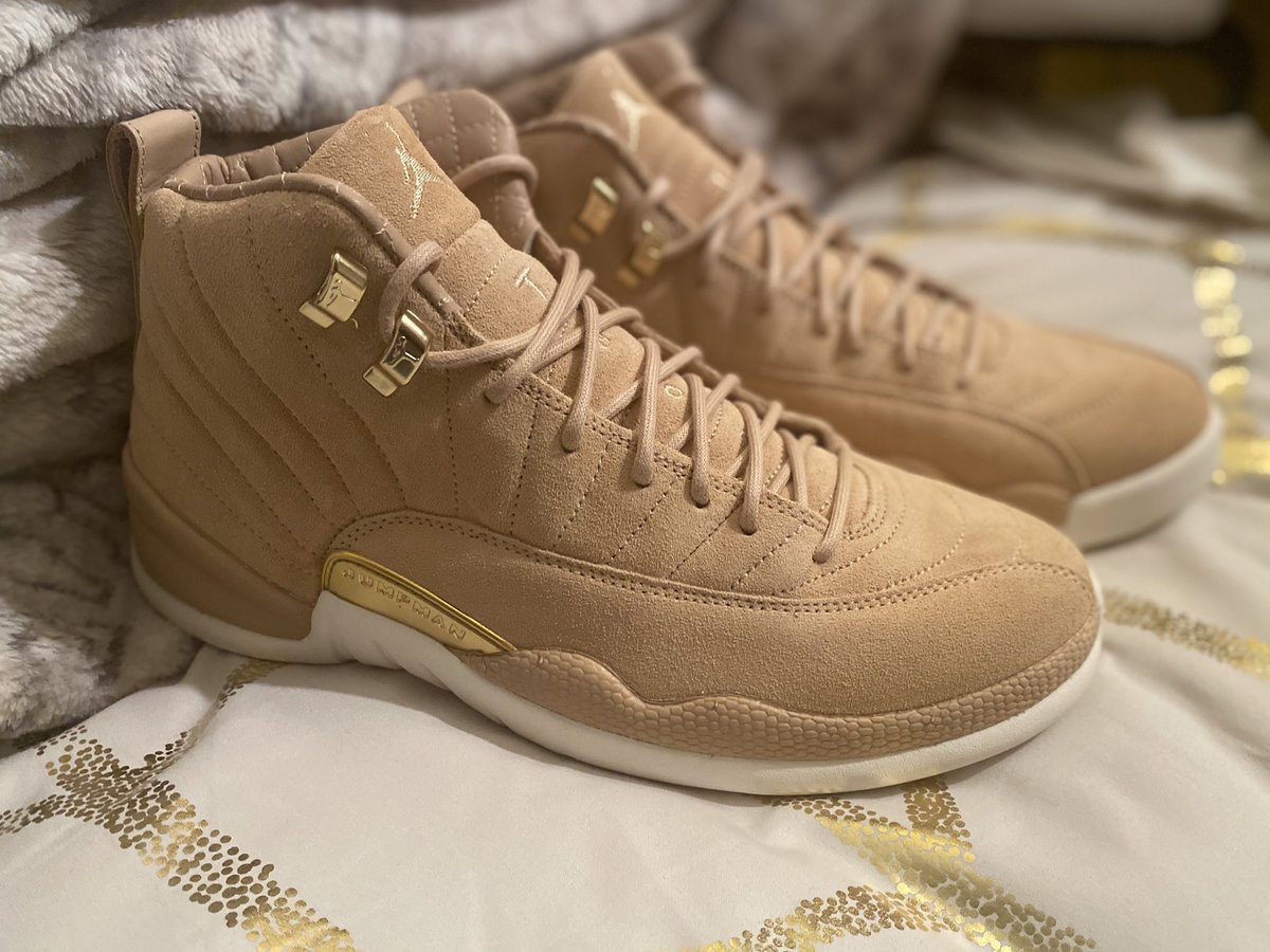 aj12