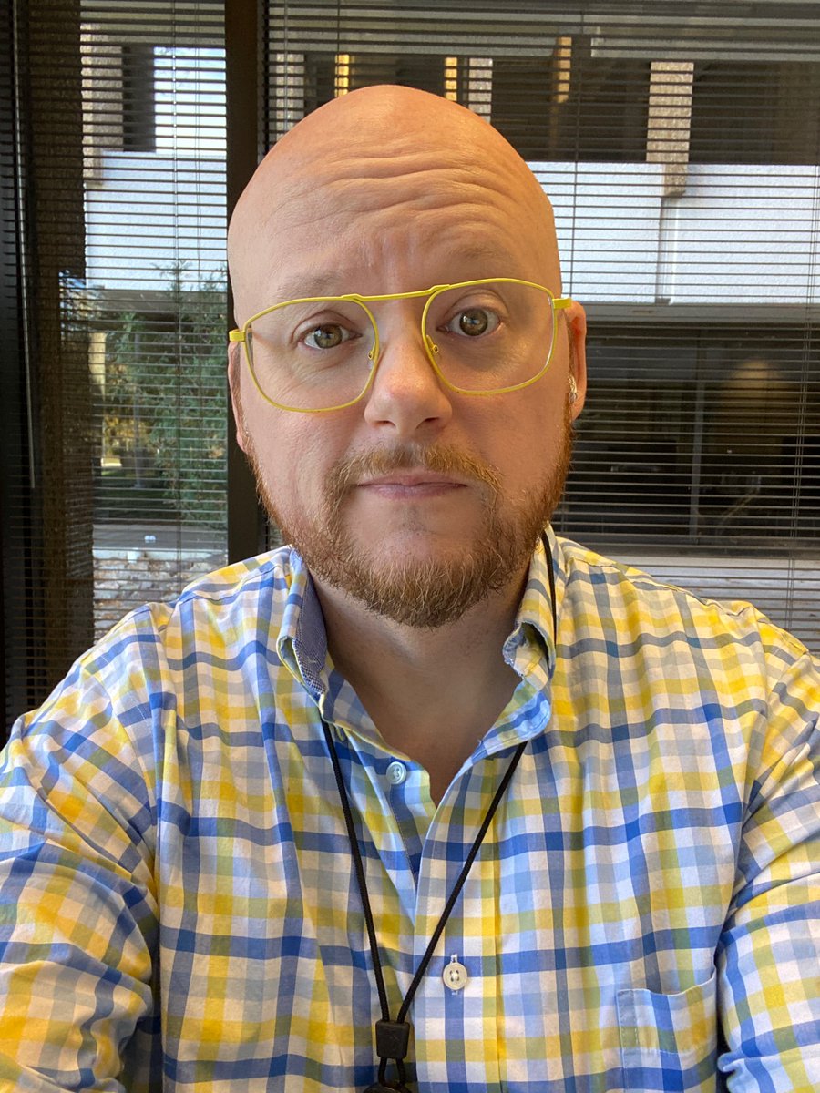 Office Work Bear Realness #bear #gaybear #instabear #beard #instabeard #ginger #gingerbear #gay #selfie #instagay #gingerbeard https://t.co/esWq0V20M1