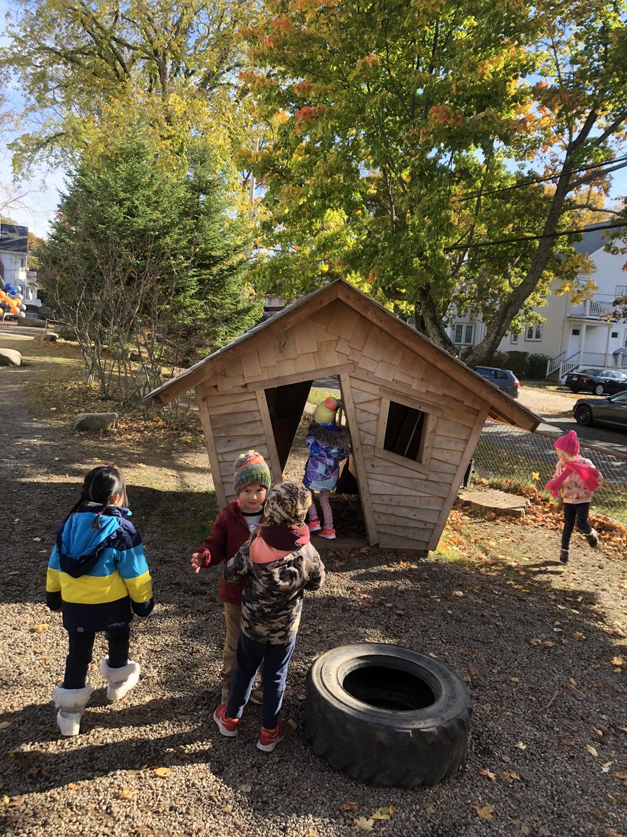 Jackieinwd's tweet photo. Always great to be outside! #classwithoutwalls #outdoortime #letthemplay #nspreprimay @Tupper1930 @LeMarchantElem https://t.co/nnbXZCf9wj