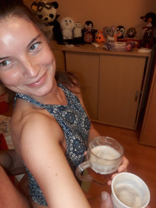 Kezdődik a m&oacute;ka Hatosk&aacute;mmal...😉😘 Legyen olyan szuper az est&eacute;tek mint nek&uuml;nk👌 #s&ouml;riz&eacute;s#Hatossal#szeretj&uuml;k#