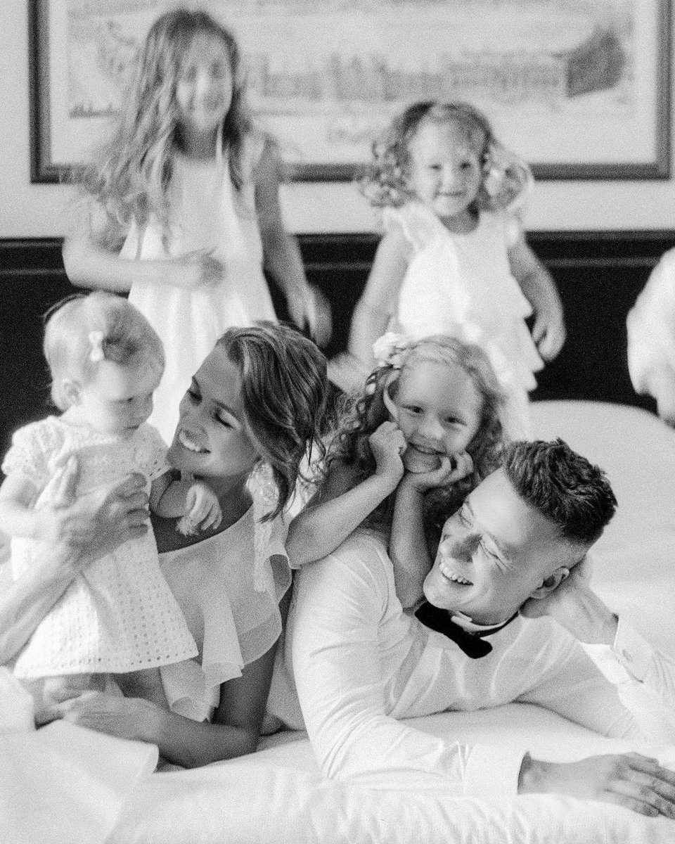 RF_Hotels's tweet photo. A family that travels together, stays together. It warms our hearts to be able to be a part of moments like these.
@RF_HotelAstoria #HotelAstoria https://t.co/8XPxt1NYRu