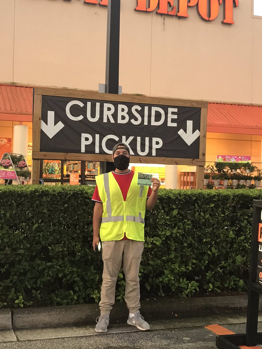 Rock 🌟 team right here Excellent customer service great job curbside management team and service desk Appreciate all you do 😊<a href="/thdkwalk/">Kurt Walker</a> <a href="/HeldieRodriguez/">Heldie R</a> <a href="/AHusenaj/">Albert Husenaj</a> <a href="/lmmaldonado24/">Lisa Maldonado</a> <a href="/malaska_pete/">Pete Malaska</a> <a href="/WesParfait/">Wes Parfait</a>