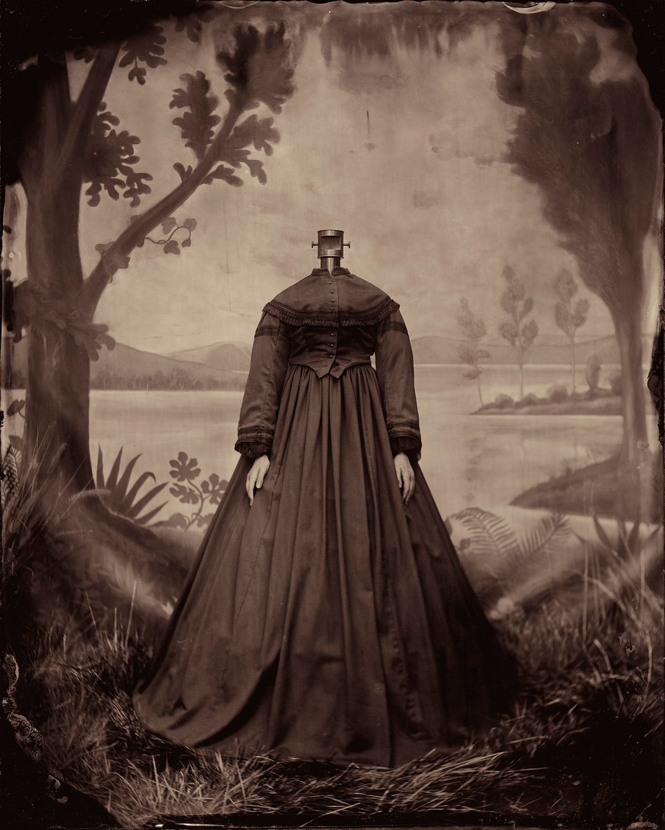 Jewseum's tweet image. Looking for last-minute #Halloween inspiration? Check out the mysterious exhibition "Predicting the Past: Zohar Studios, The Lost Years" and encounter the story of a nineteenth-century photographer, his intriguing clientele, and a collection of uncanny images. #OnViewNow 👻 🎃