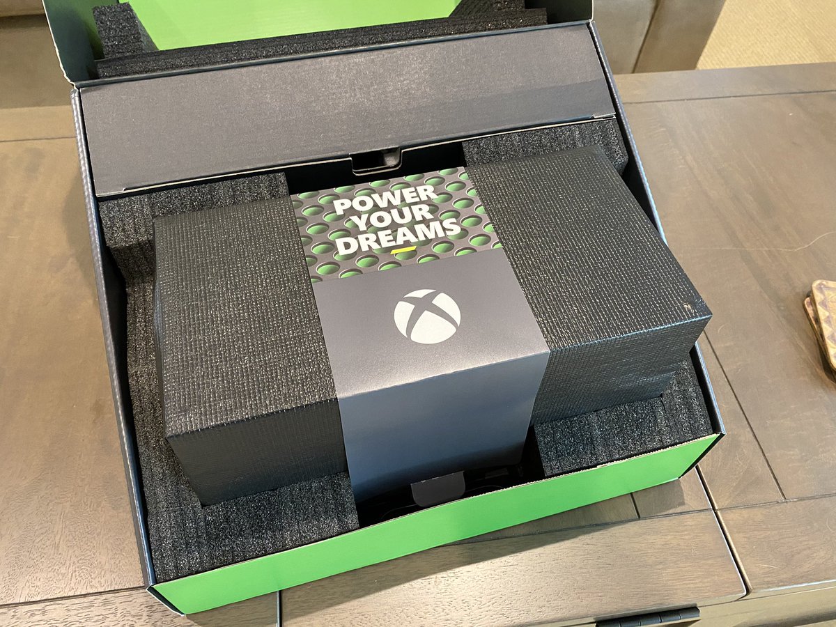 m_whitfield's tweet photo. Huge thanks to @Xbox for getting this out to us...can’t wait to share the next generation of gaming with everyone!! #XboxSeriesX  @Microsoft https://t.co/090qUoUkVM