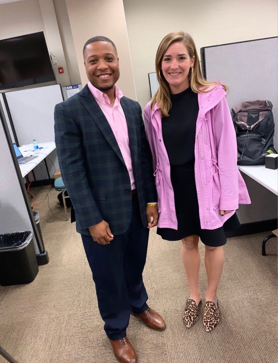 UnitedWayKait's tweet photo. When you spend so much time together at @UNITEDWAYAL that you start dressing alike 😂 #HopeHappens  thanks for the pic @TeresaZodom! https://t.co/PA06pDHFHE