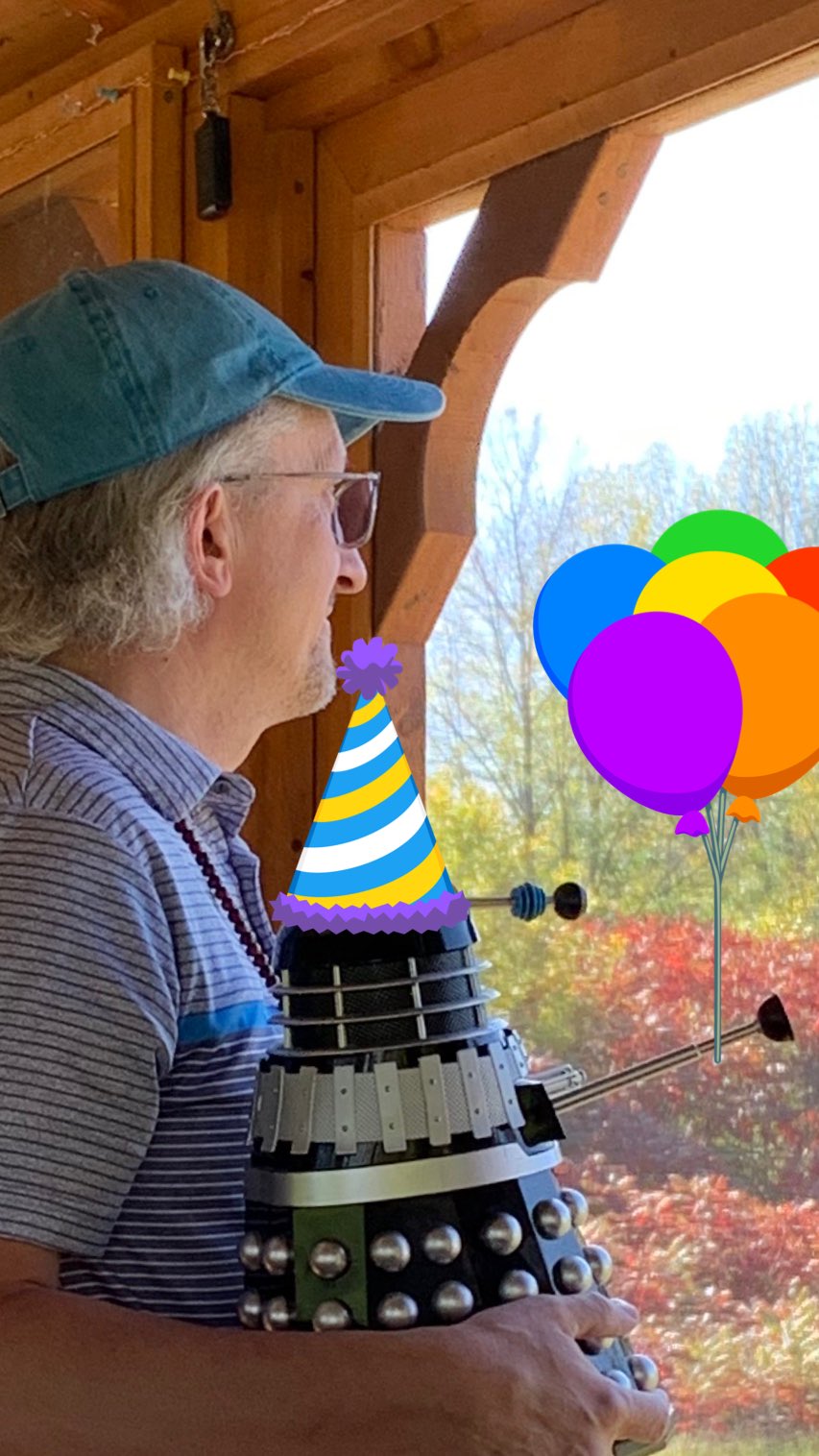 Happy birthday Matt Smith from Pierre and Vivian 