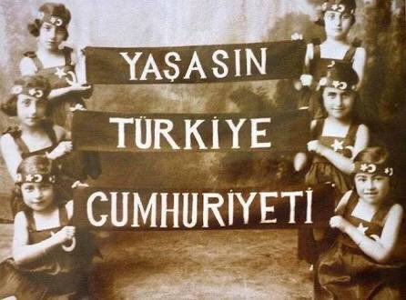 #CumhuriyetSayesinde kız çocukları, kadınlar hak ettiği değeri gördüler! 

“Ey kahraman Türk kadını! Sen yerde sürünmeye değil, omuzlar üzerinde göklere yükselmeye layıksın”