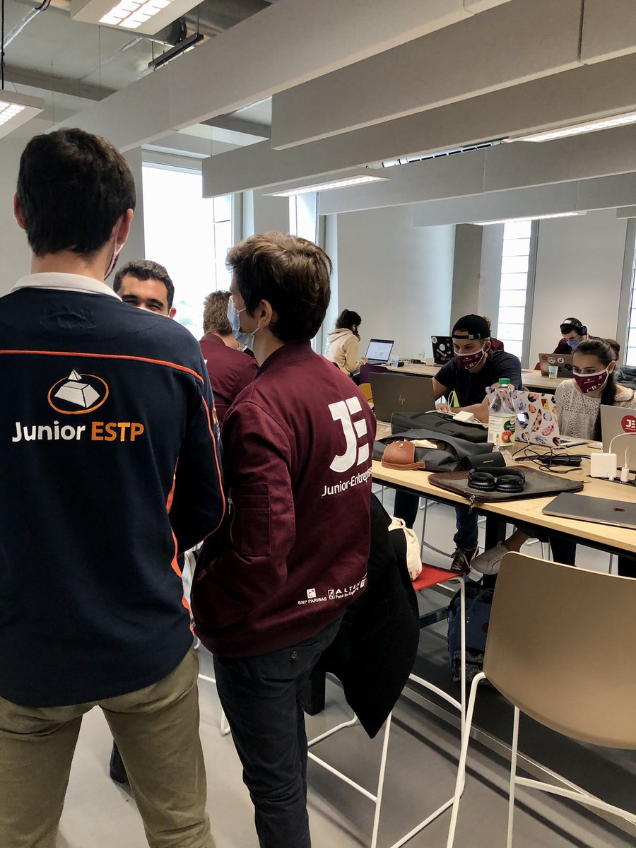 Samedi dernier, nous avons accueilli l’équipe de la <a href="/cnje/">Junior-Entreprises</a> sur notre campus de l’@estpparis à Cachan pour clôturer le congrès numérique d’automne 2020 ! 🎉

Nous remercions tous ceux qui ont participé à l’organisation, la CNJE et ses partenaires pour l’ensemble des formations 💡