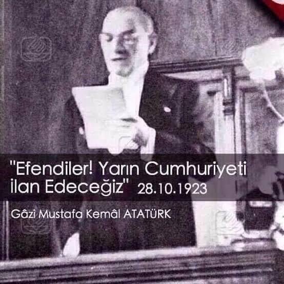 Bundan 97 yıl önce bugün eşitliğin, özgürlüğün ve halkın rejimi Cumhuriyetin lideri mavi gözlü bir devin sesi yankılandı Ankara'da...
 “EFENDİLER YARIN CUMHURİYETİ İLAN EDECEĞİZ!” 

Sonsuza kadar yaşayacak, 

kutlu ve umutlu olsun!