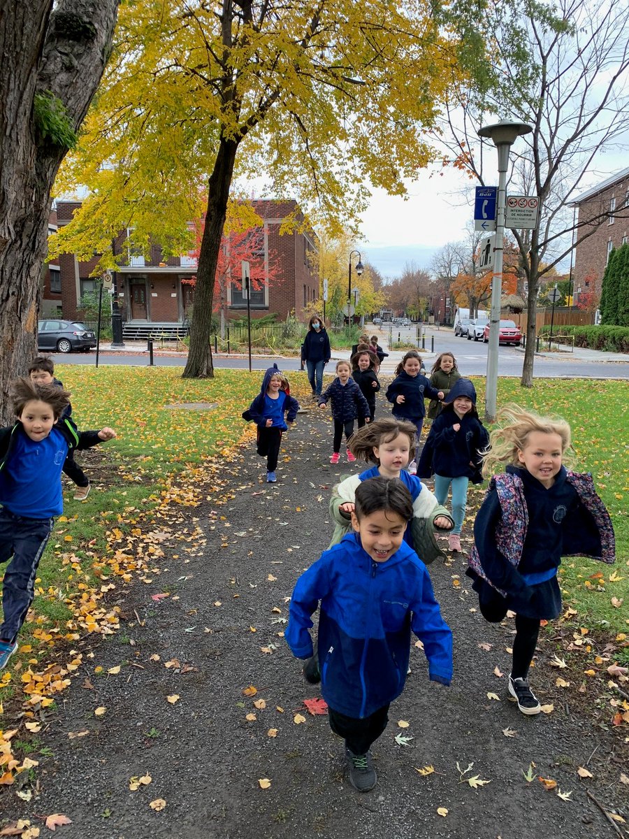 StGabriel_EMSB's tweet photo. @StGabriel_EMSB we run for #TerryFoxx #MTL https://t.co/Pxm7rXOxgz