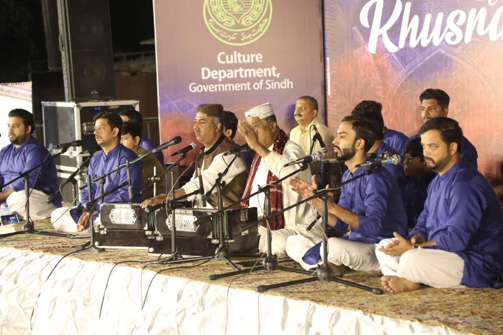 Ministerculture's tweet photo. #shameKhusravi organised by #Sindh Culture department
to pay homage to great #AmeerKhusro with the soul-soothing Qawalis beautifully presented by #FareedAyaz & #AbuMuhammad today at #LiaquatLibrary #Karachi. https://t.co/BRBGtGX5mn
