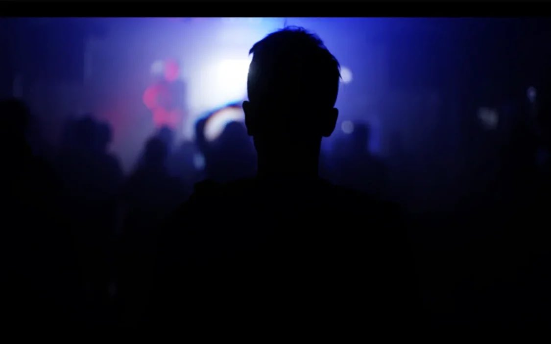 limebridge's tweet image. Привет, котаны! В эту пятницу 30 октября в 21:00 мы сыграем для вас дико экспериментальный лайв-концерт. Стрим будет на ютюбе здесь: youtube.com/watch?v=6RChV_… Всем быть! :*