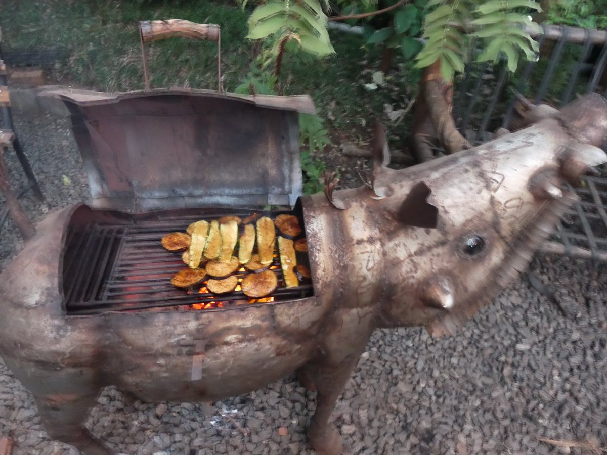 cookswelljikos's tweet photo. Did someone say candle lit dinner? No problem!
It's always a perfect night to fire up the #grill ๐ฅ ๐ฅ
Check out our custom made #BBQArt jikos here https://t.co/DzUQlcxITU
#KPLC #Loadshedding #Powercut #Nyamachoma #grilling #madeinKenya #Cookswell https://t.co/6SmUUN6RvW