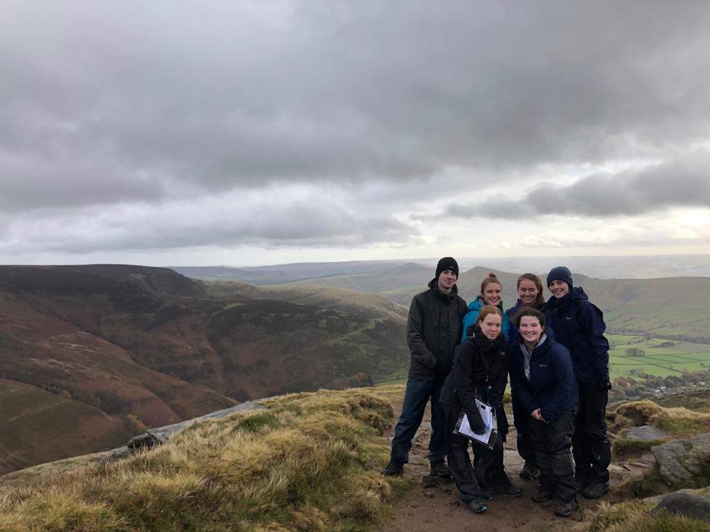 BeaumontDofE's tweet image. Whoop whoop 🙌🙌 our Golds are on top of the world*! And apparently in contention for the Worst Beaumont DofE Weather Ever - but still smiling! SO PROUD! #EnjoyandExcel @DofESouthEast @BeaumontSchStA @Beaumont6thForm 

*Kinder Scout