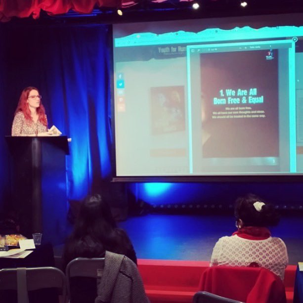 Conférence par l’Association Des Jeunes pour les droits de l’Homme à la communauté bengalie de Paris afin de leur présenter les ressources éducatives leur permettant de diffuser et d'enseigner les Droits humains. 🌍🤝
#droitshumains #youthforhumanrights #humanrights #paris https://t.co/mpplVKONOv