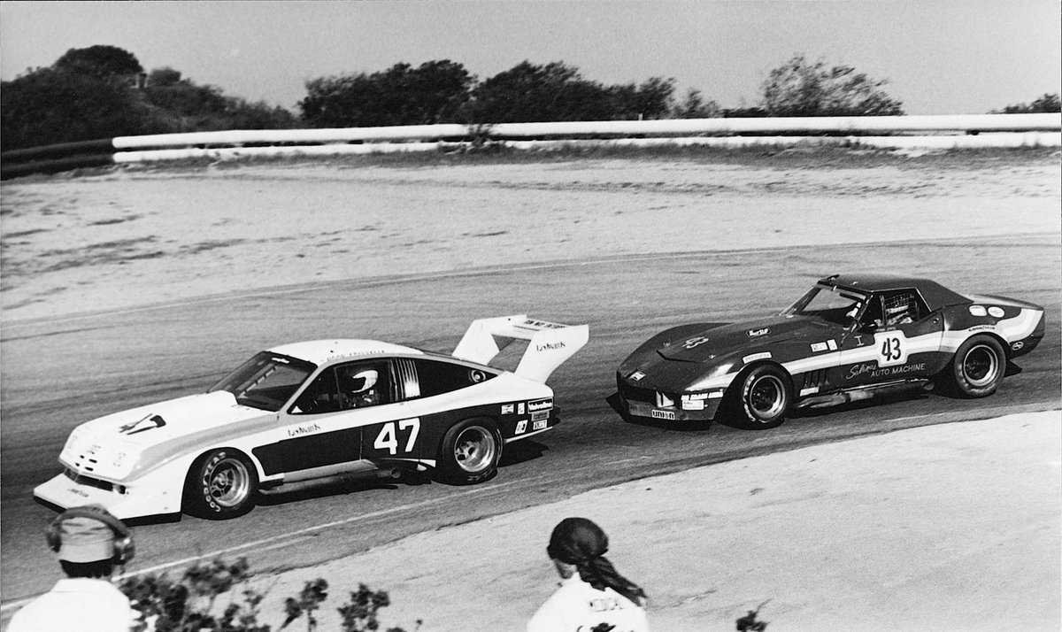 WeatherTechRcwy's tweet photo. Alright, history buffs: let's see you flex your Laguna Seca history muscles and tell us three (or more!) things about this photo. Ready, set, GO!
#waybackwedensday #racinghistory #lagunaseca #weathertechraceway #corkscrew https://t.co/HKvM39Sdy6