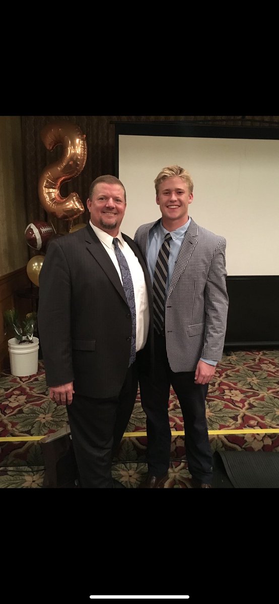 BondsMjbonds's tweet photo. This morning I lost my Uncle, Best friend, Second Dad, Coach. A legend at Hart High, and played football and baseball at UCLA. My Uncle Jimmy Bonds has been one of the greatest mentors in my life and has impacted me greatly. “Under promise, over deliver” I love you Jimmy Bonds. https://t.co/h6clpTt84y