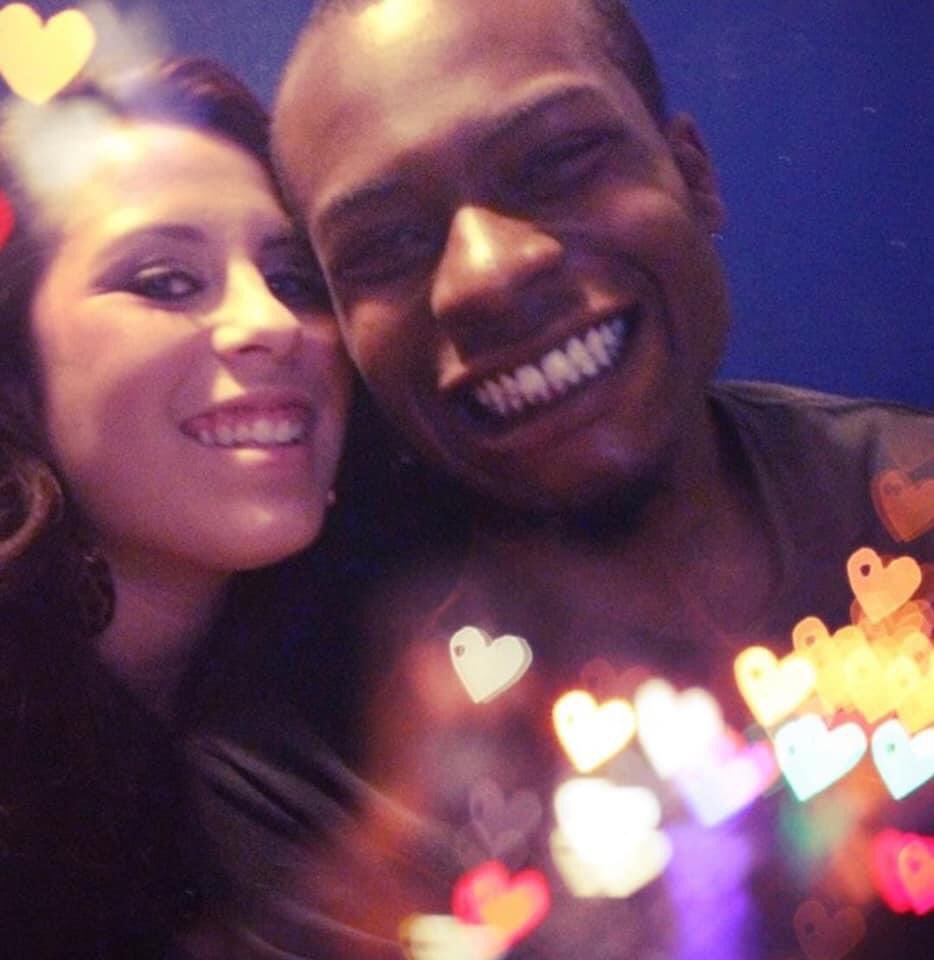 __lexxx_'s tweet photo. How lucky am I to be in love with an angel? #FOREVER20 #FlyHighLove https://t.co/Cnr4QLFRYz