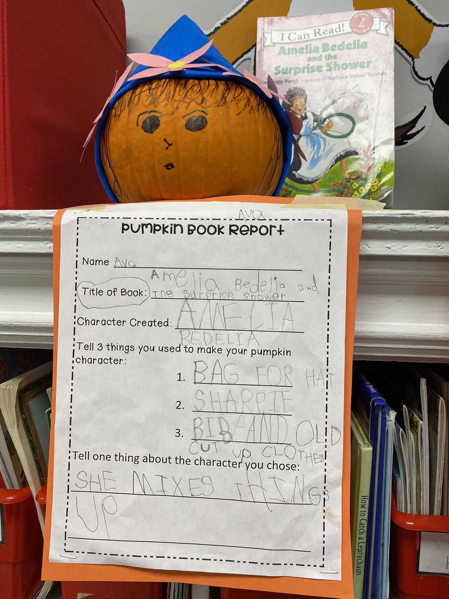 CAlcoser's tweet photo. Pumpkin Book Reports ... you can’t look and not smile! 🎃 https://t.co/3GwNpG9adG