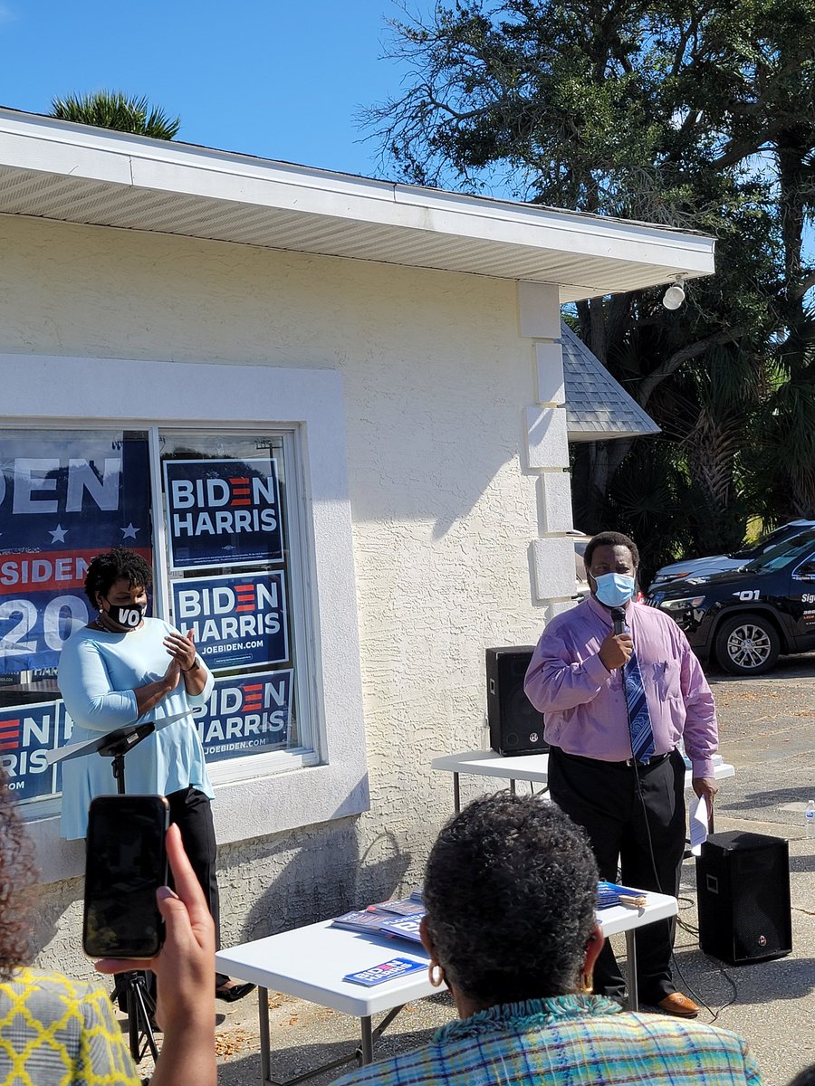 HenryFor26's tweet photo. It was a great honor to welcome @staceyabrams to our community today. She understands the importance of electing leaders who are not only committed to restoring the soul of America, but working everyday to grow our middle class with livable wage jobs, https://t.co/AM8uovl2mu