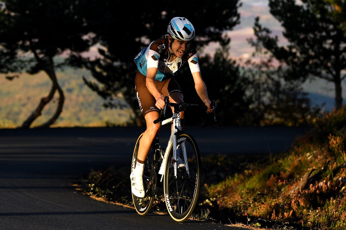 - @lavuelta Apprentissage accéléré avec les meilleurs du peloton. 