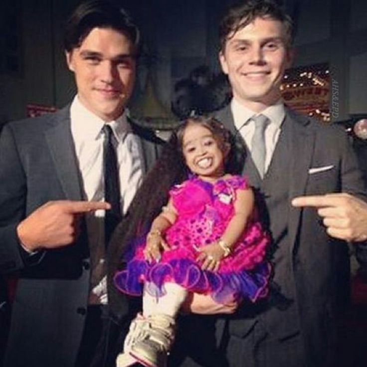Parabéns! Hoje é aniversário do talentoso ator Finn Wittrock! Happy Birthday, Finn! 