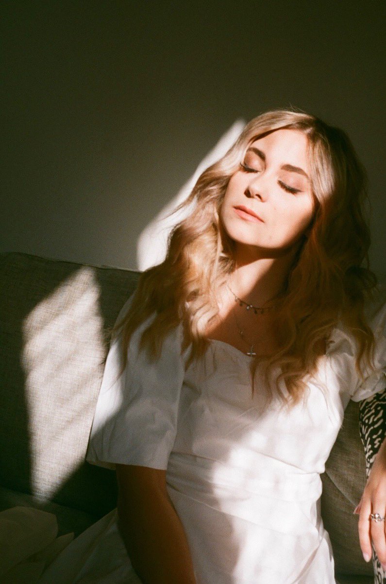 Thanks for all the love on ‘Good Guy’ this week! 🤍🌻 here’s some film roll from shooting the artwork in my little sunlight living room..