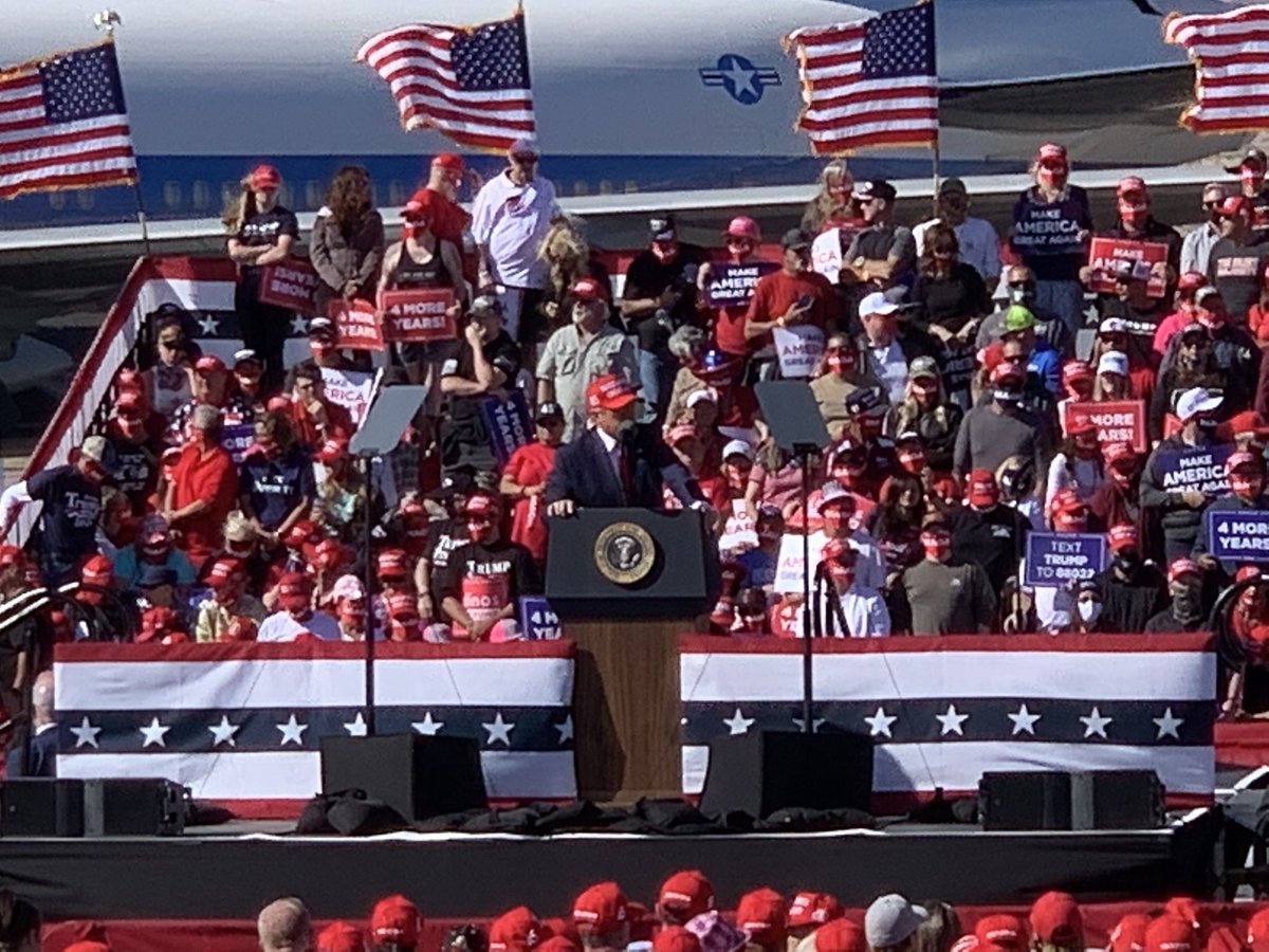 . @realDonaldTrump spoke to the crowd of several thousands for more than an hour. Topics included the economy, border wall, second amendment and   #COVID19 restrictions in Nevada   #8NN – bei  Laughlin/Bullhead International Airport (IFP)