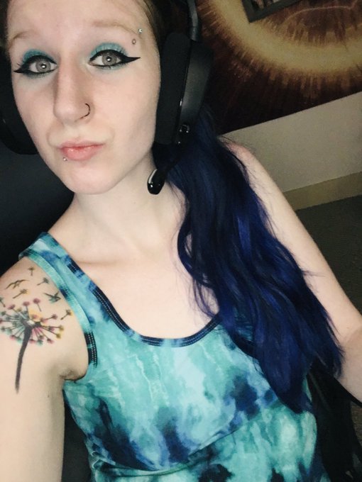 Chaturbate time!!  https://t.co/ihT4aWgtXB https://t.co/YmKmFCWppj