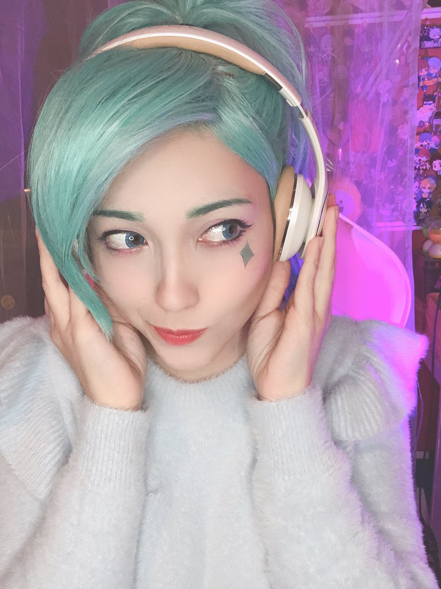 LizzieCos's tweet photo. “But I know I know
You want some more
I know what you been asking for”

@seradotwav @KDA_MUSIC
#LeagueOfLegends #KDAMORE #Seraphine #BEMORE https://t.co/RFc465uV2L