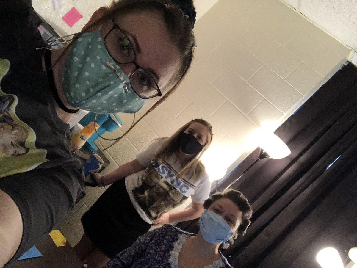 I love the 90’s and PJ’s. Today was the best! #lhs #homecomingfun #wolverinetimewarp <a href="/lavergnestuco/">LHS Student Council</a> <a href="/LHSintheNews/">LaVergne High School</a> <a href="/MsRossMath/">Meg Ross</a> @MsDicus <a href="/MrsChelseaMoore/">Chelsea Nance Moore, Ed.S.</a>