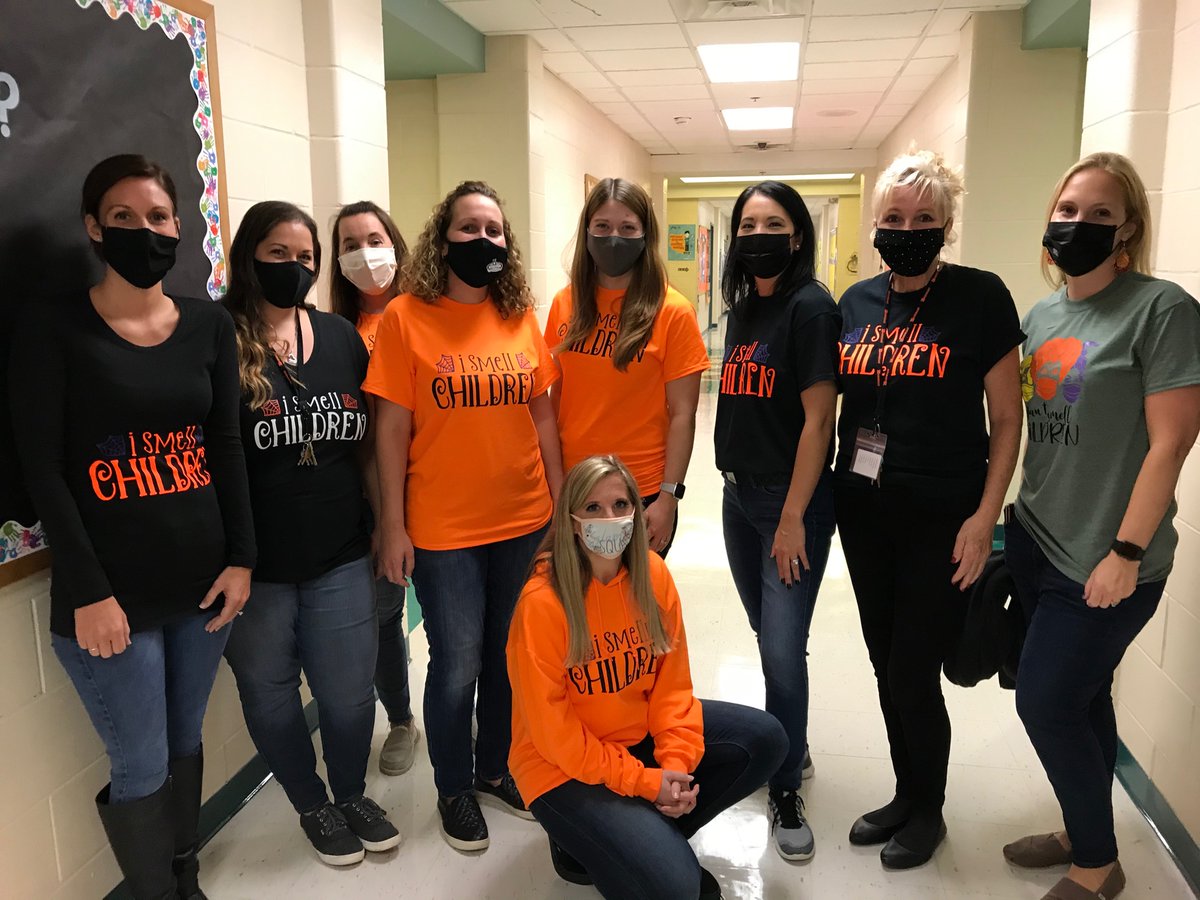 Hocus Pocus...6th grade teachers in the Halloween spirit! #itsahorbelthing