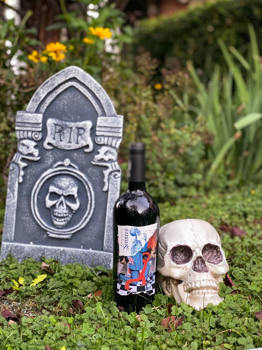 Alleigh's tweet photo. #Halloween is serious business in my house. So, this week's #WineWednesday video is the 2017 Prayers of Sinners Red ($13) from WA State. We'll be pairing the #wine with crockpot chili &amp; socially-distanced trick-or-treating. 💀🧟‍♀️💀

Watch my video here: https://t.co/bFKKNlWOVE https://t.co/7uFEXFMxFs