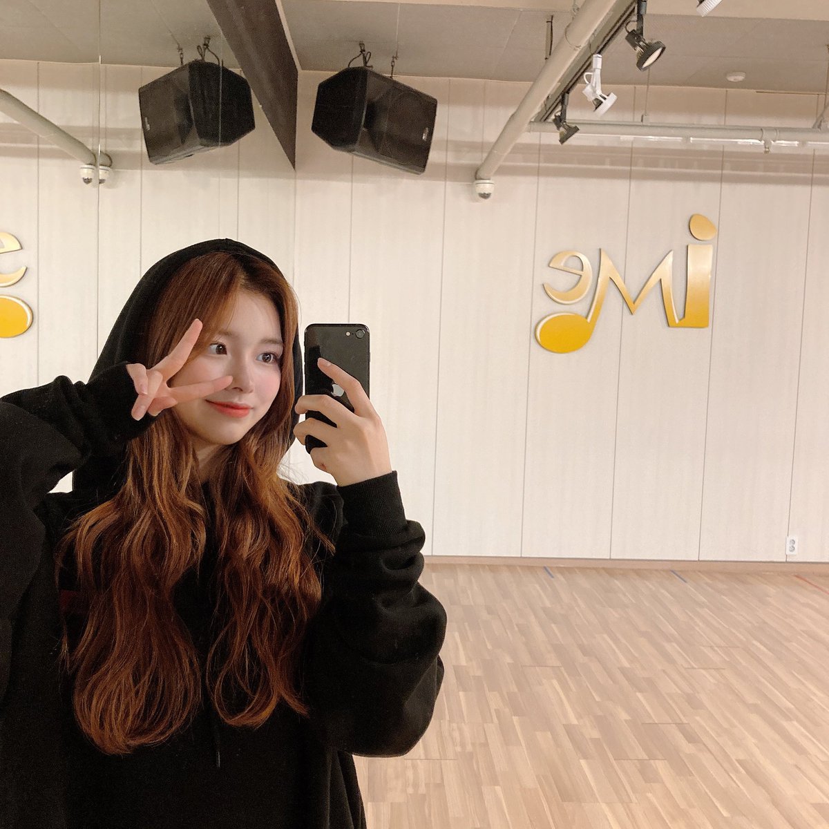 DreamNoteArg07's tweet photo. 28.10.20 •|TW/IG/FB|• Actualización de Dream Note��� @ime_dreamnote
[#EunJo]
 
Page, Cuidence del frio🌝💛

#ドリームノート #ウンジョ
#드림노트 #DreamNote #DreamNoteArg07 
Trad Esp: Dream Note 드림노트 - Argentina
~Ro🌹 https://t.co/5LHYqHXi5n