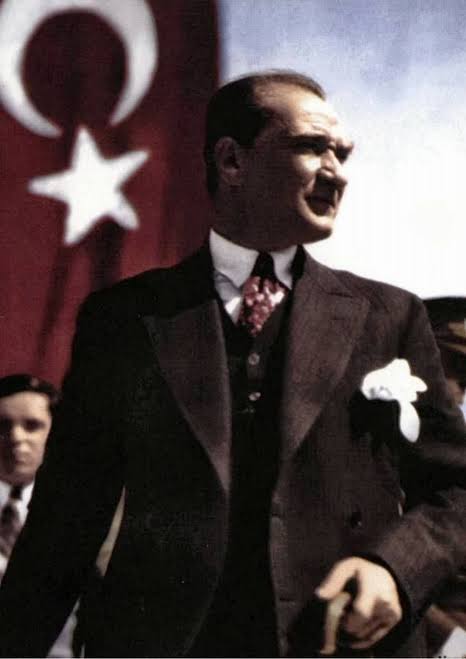 DaSeyfo's tweet photo. #CumhuriyetBiziz https://t.co/ruzvHGCpSd