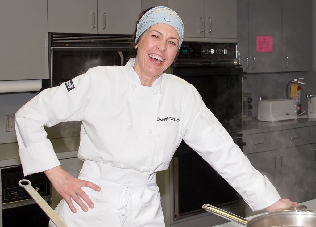 AskFlorine's tweet photo. Do you love Chef Isabella? Tune into Live in the D tomorrow at 10 am for her tips on a successful and delicious Thanksgiving.  Not in the viewing area, stream here:  https://t.co/u9bR0i9MeK   #4liveinthed https://t.co/bFCOFBkBws
